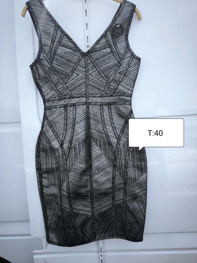 Robe crayon 