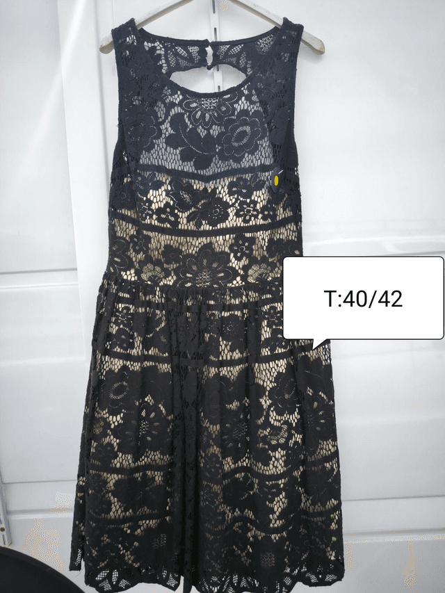 Robe brodée 